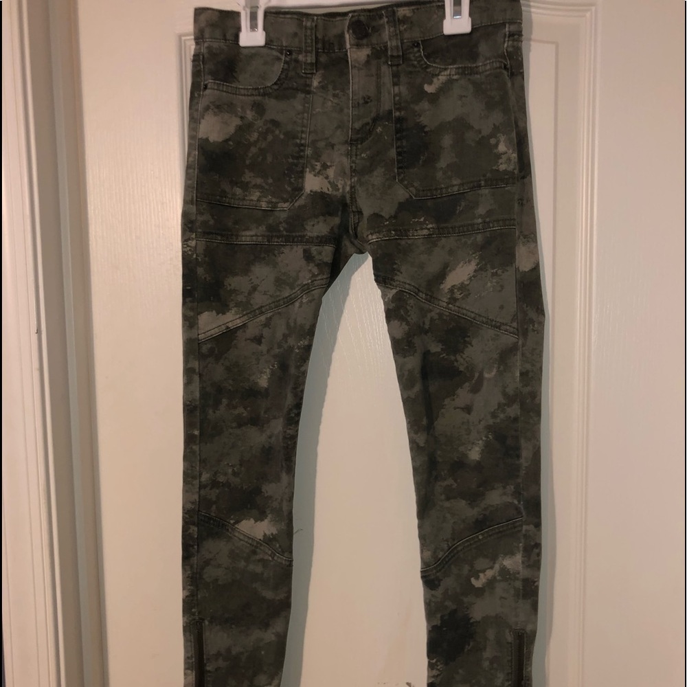 Camo jeans